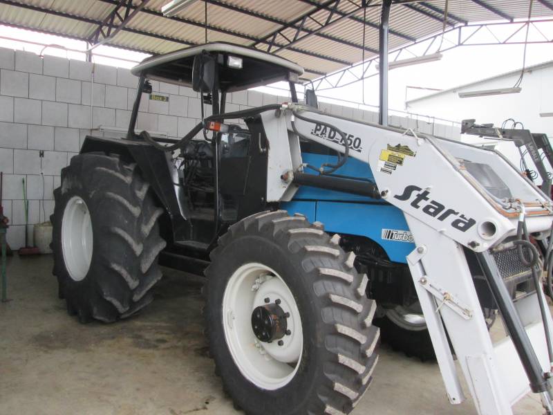 TRATOR VALTRA BM 110-ANO 2002-MULTI TORQUE, C/ LANÇA STARA PAD 750 - 4X4 - (4CIL TURBO) - "VENDIDO" 