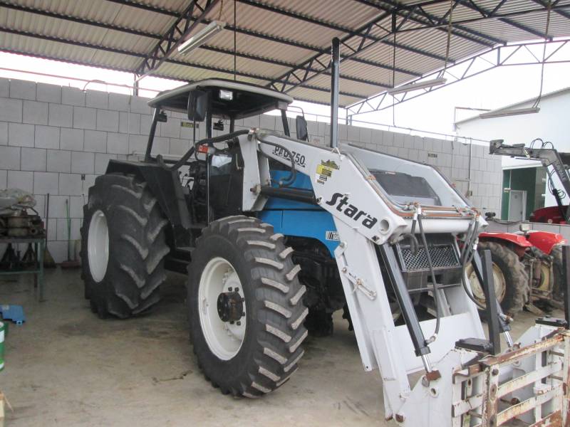 TRATOR VALTRA BM 110-ANO 2002-MULTI TORQUE, C/ LANÇA STARA PAD 750 - 4X4 - (4CIL TURBO) - "VENDIDO" 