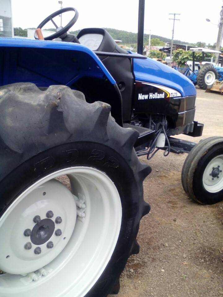 NEW HOLLAND TL 75, ANO 2004, 4X2, REVISADO, 03 MESES DE GARANTIA, "VENDIDO" 