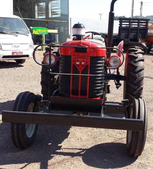 MASSEY FERGUSON 50X, IMPECÁVEL, 04 PNEUS NOVOS, 03 MESES DE GARANTIA, "VENDIDO" 