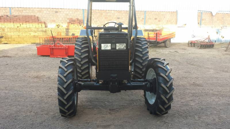 VALTRA 685, 4X4, ANO 2004, 03 MESES DE GARANTIA "VENDIDO"