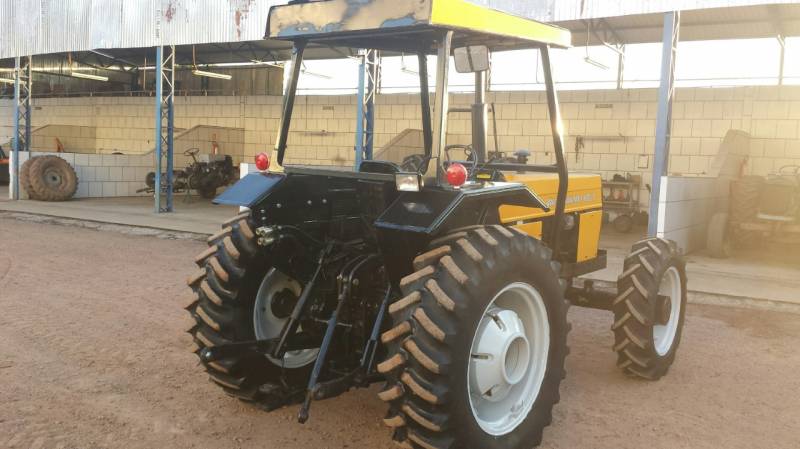 VALTRA 685, 4X4, ANO 2004, 03 MESES DE GARANTIA "VENDIDO"