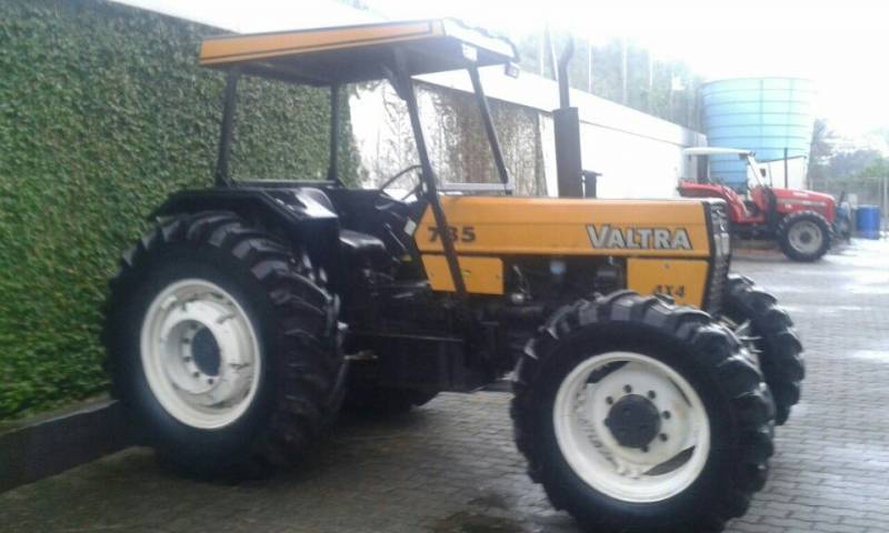 VALTRA 785, 4X4, EMBREAGEM DUPLA, MULTI TORQUE, ÓTIMO DE PNEUS, REVISADO E COM 03 MESES DE GARANTIA, ANO 2006 - "VENDIDO" 