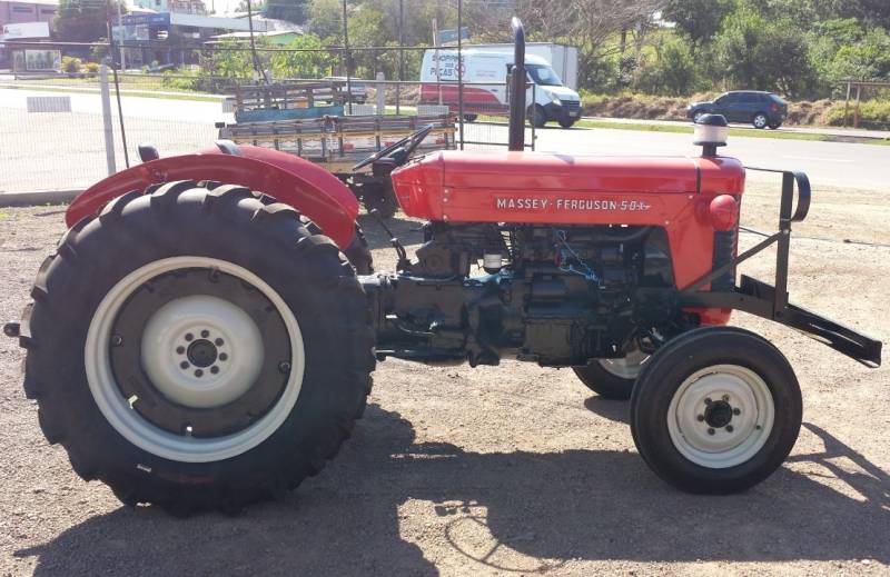 MASSEY FERGUSON 50X, IMPECÁVEL, 04 PNEUS NOVOS, 03 MESES DE GARANTIA, "VENDIDO" 