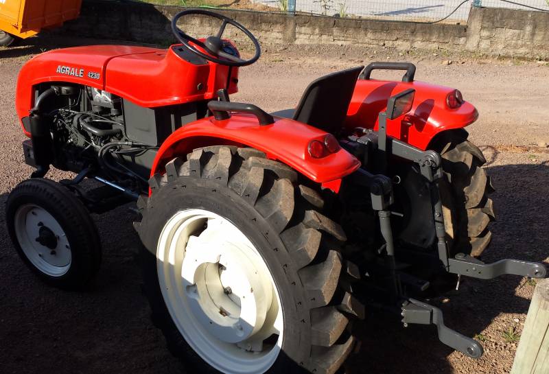 AGRALE 4230, 4X2,  ANO 1998, DIREÇÃO HIDRÁULICA, 03 MESES DE GARANTIA, "VENDIDO" 