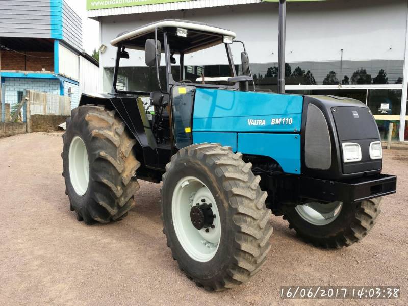 TRATOR VALTRA BM 110 (DIE 568) ANO 2002 - "VENDIDO" 