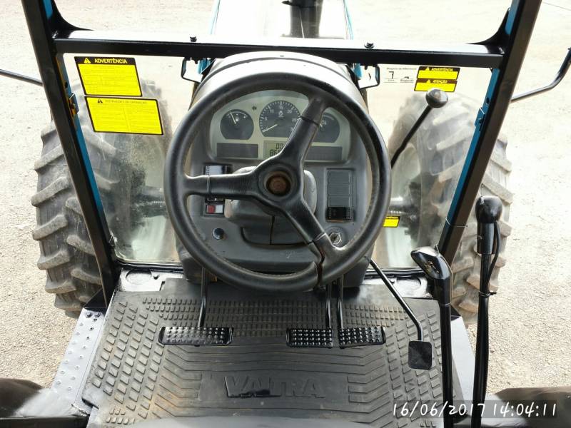 TRATOR VALTRA BM 110 (DIE 568) ANO 2002 - "VENDIDO" 