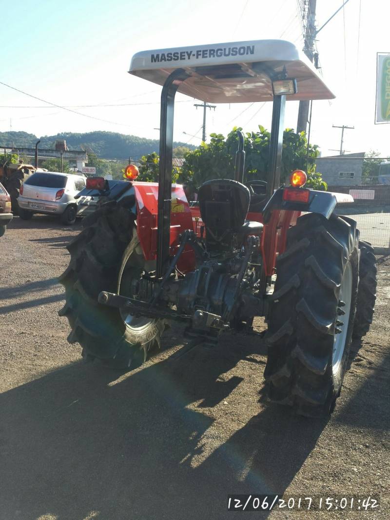 TRATOR MASSEY FERGUSON 255 - 4X4 - ANO 2010 - "VENDIDO" 