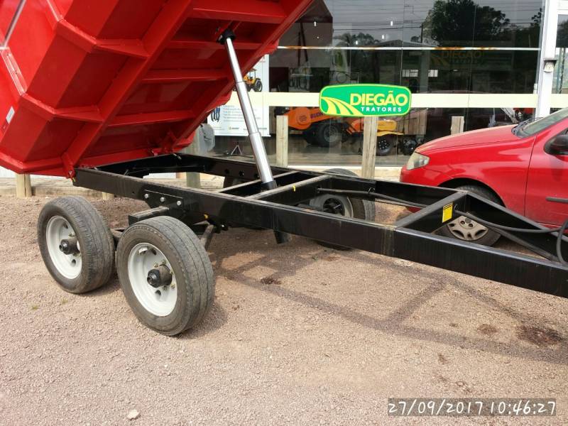 CARROÇÃO/CARRETA TANDEM BASCULANTE METÁLICO 5 TON - SÃO JOSÉ - ARO 16 - VENDIDO 