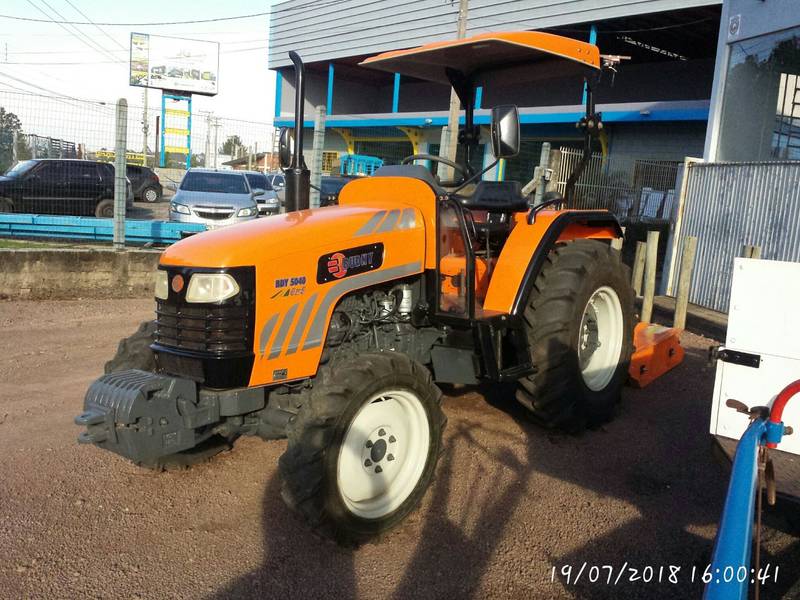 TRATOR BUDNY 5040 - ANO 2012 - VENDIDO