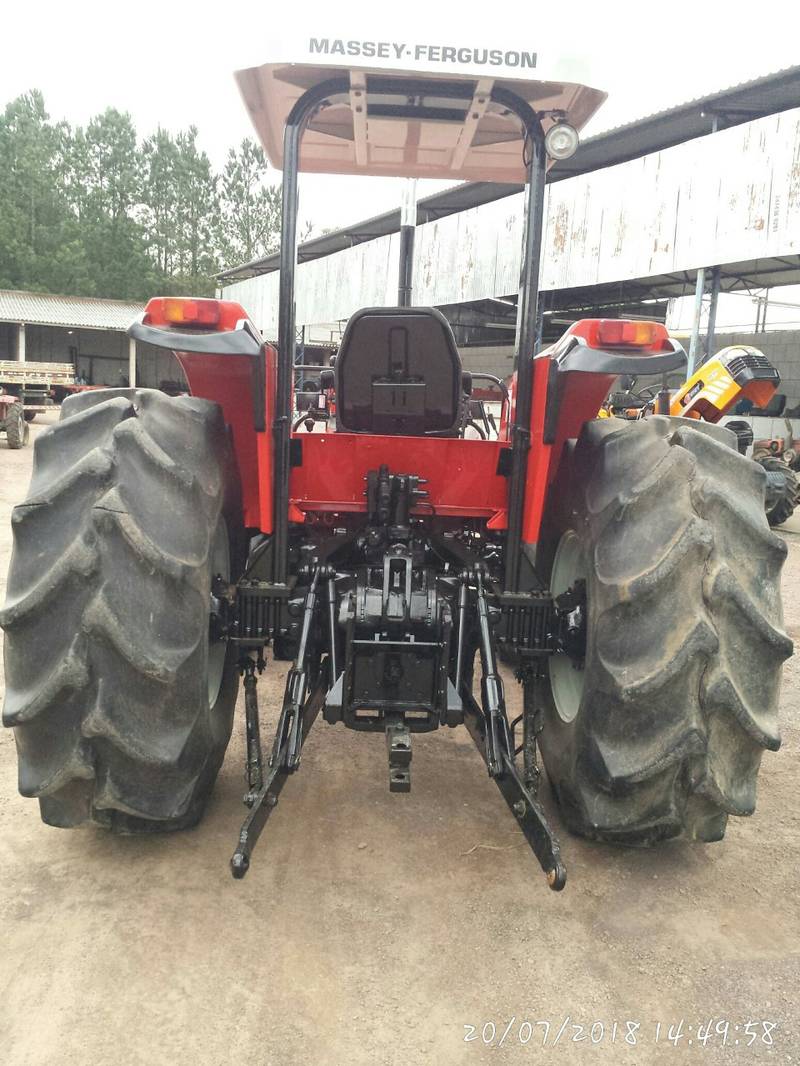 TRATOR MASSEY FERGUSON 5290 - 4X4 - ANO 2008 