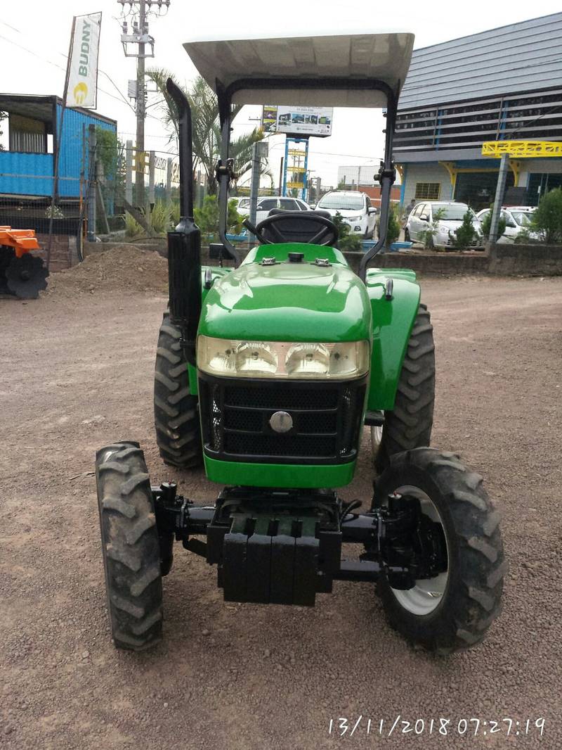 TRATOR JINMA 254 C/ 1000 HORAS - 4X4  (DIE 1608) ANO 2011- 