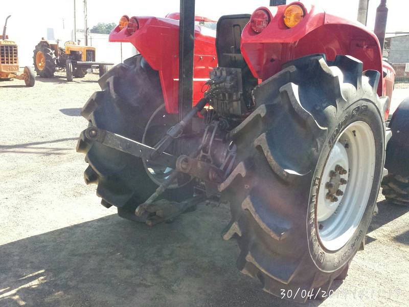 TRATOR MASSEY FERGUSON 4275 - ANO 2013 4X4 - VENDIDO