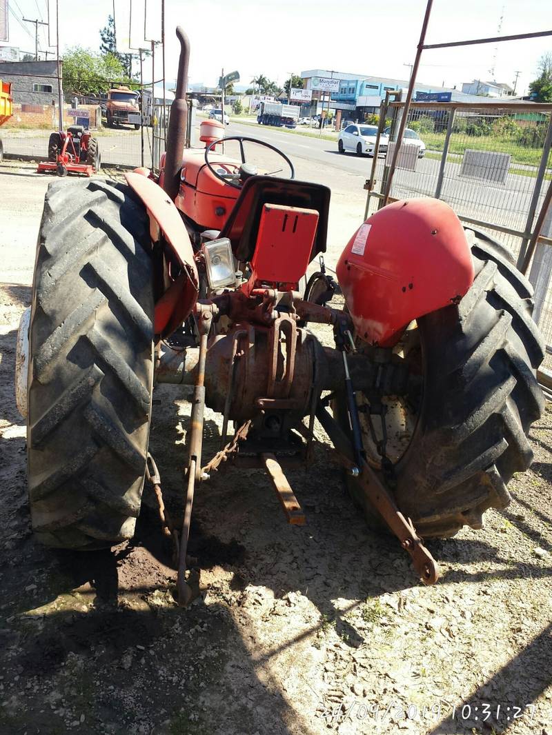 TRATOR MASSEY FERGUSON 65X - VENDIDO