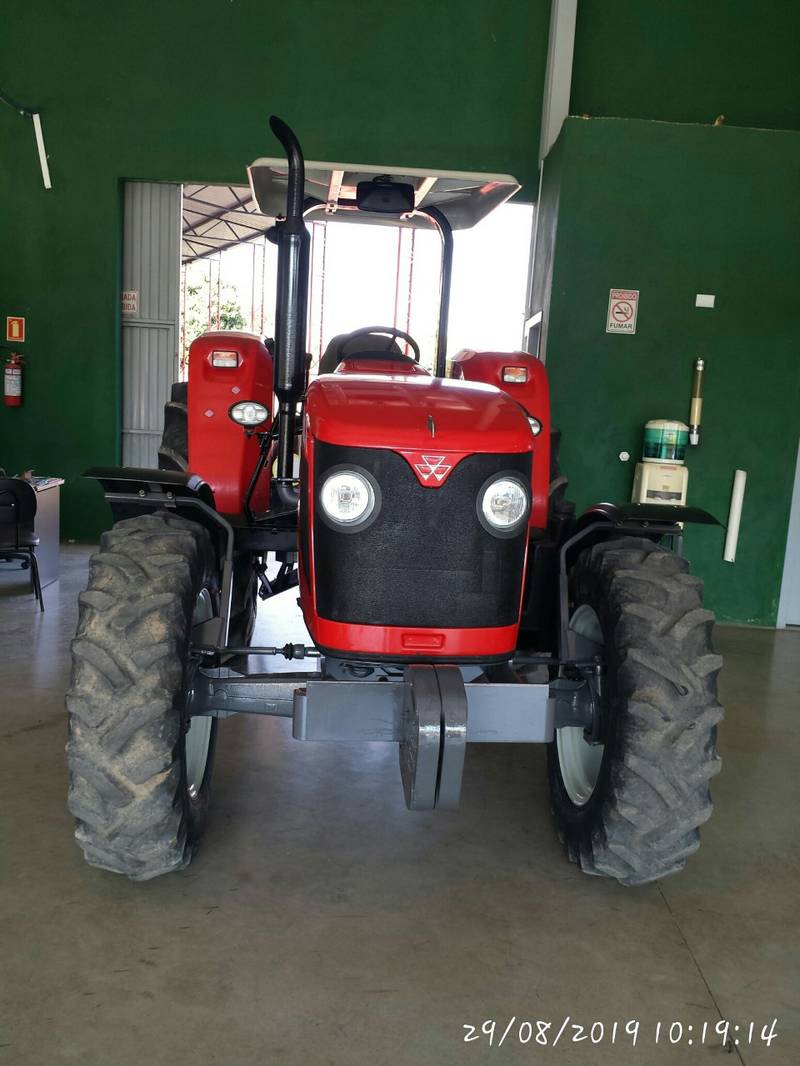 TRATOR MASSEY FERGUSON 4275 - ANO 2013 - 4X4 