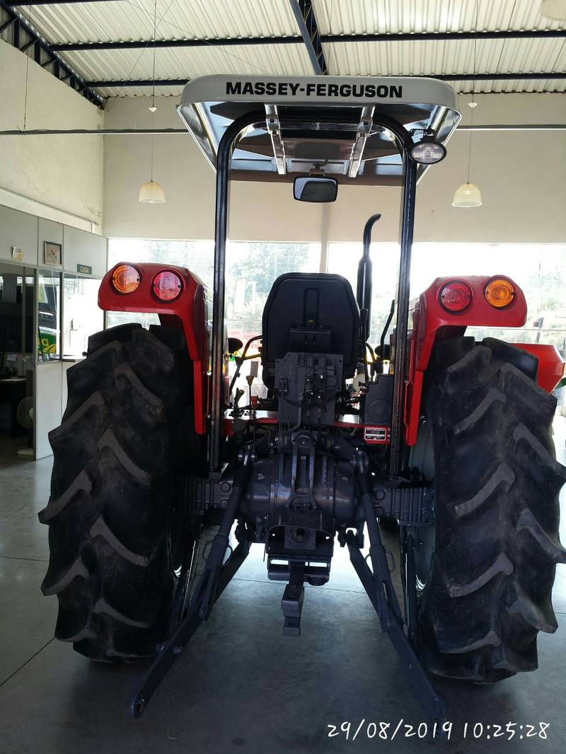 TRATOR MASSEY FERGUSON 4275 - ANO 2013 - 4X4 