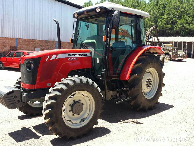 TRATOR MASSEY FERGUSON 4275 - ANO 2010 - C/CABINE ORIGINAL - 4X4 -VENDIDO 