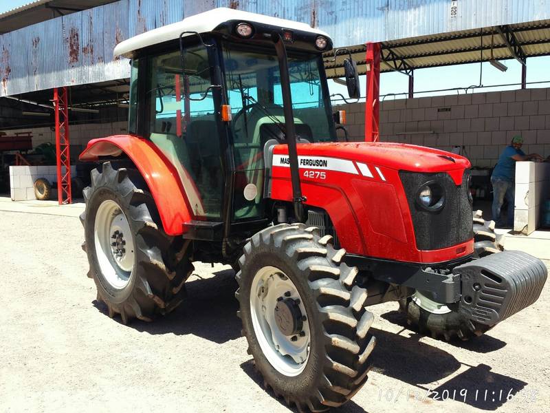 TRATOR MASSEY FERGUSON 4275 - ANO 2010 - C/CABINE ORIGINAL - 4X4 -VENDIDO 