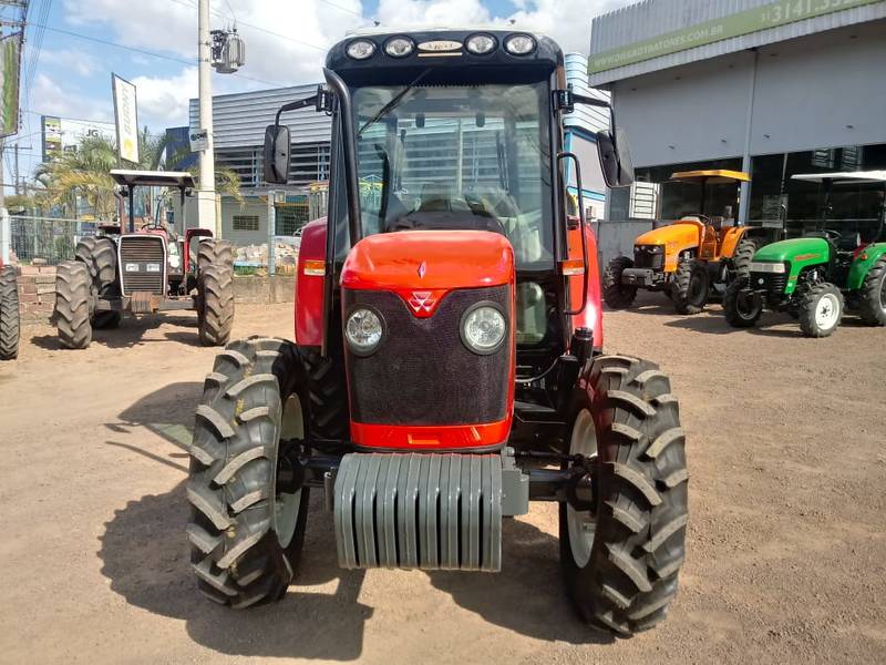 TRATOR MASSEY FERGUSON 4283 - ANO 2010 - C/ AR CONDICIONADO - 4X4 