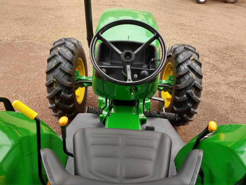 TRATOR JOHN DEERE 5403, (DIE-2030) ANO 2007 - 