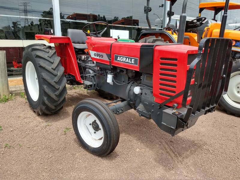 TRATOR AGRALE 4300 (DIE-2064)  -