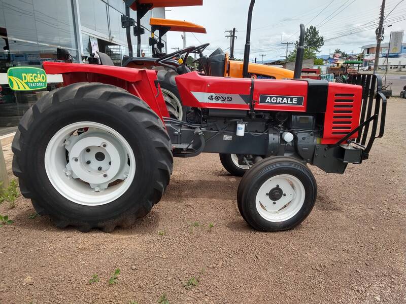 TRATOR AGRALE 4300 (DIE-2064)  -