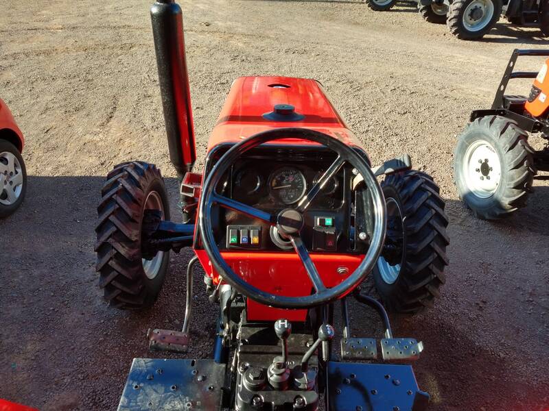 TRATOR MASSEY FERGUSON 250XE - ANO 2007- 4X4-VENDIDO 