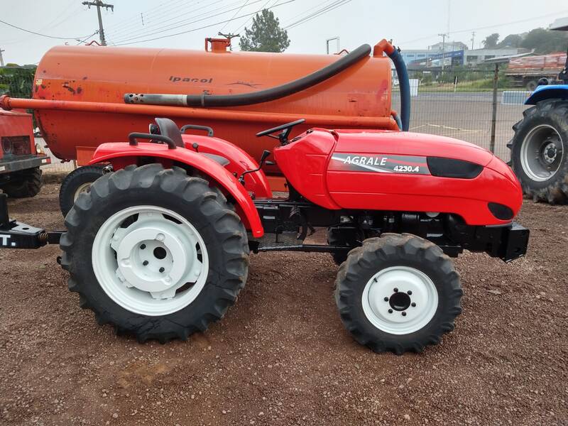 TRATOR AGRALE 4230 - ANO 2008 - DIE 2206 - VENDIDO