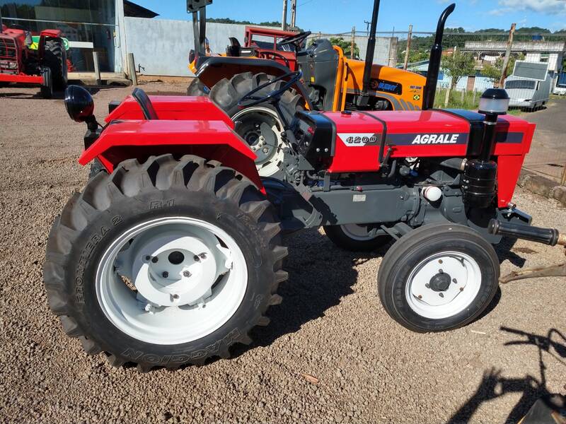 TRATOR AGRALE 4200 (DIE-2119)  - VENDIDO