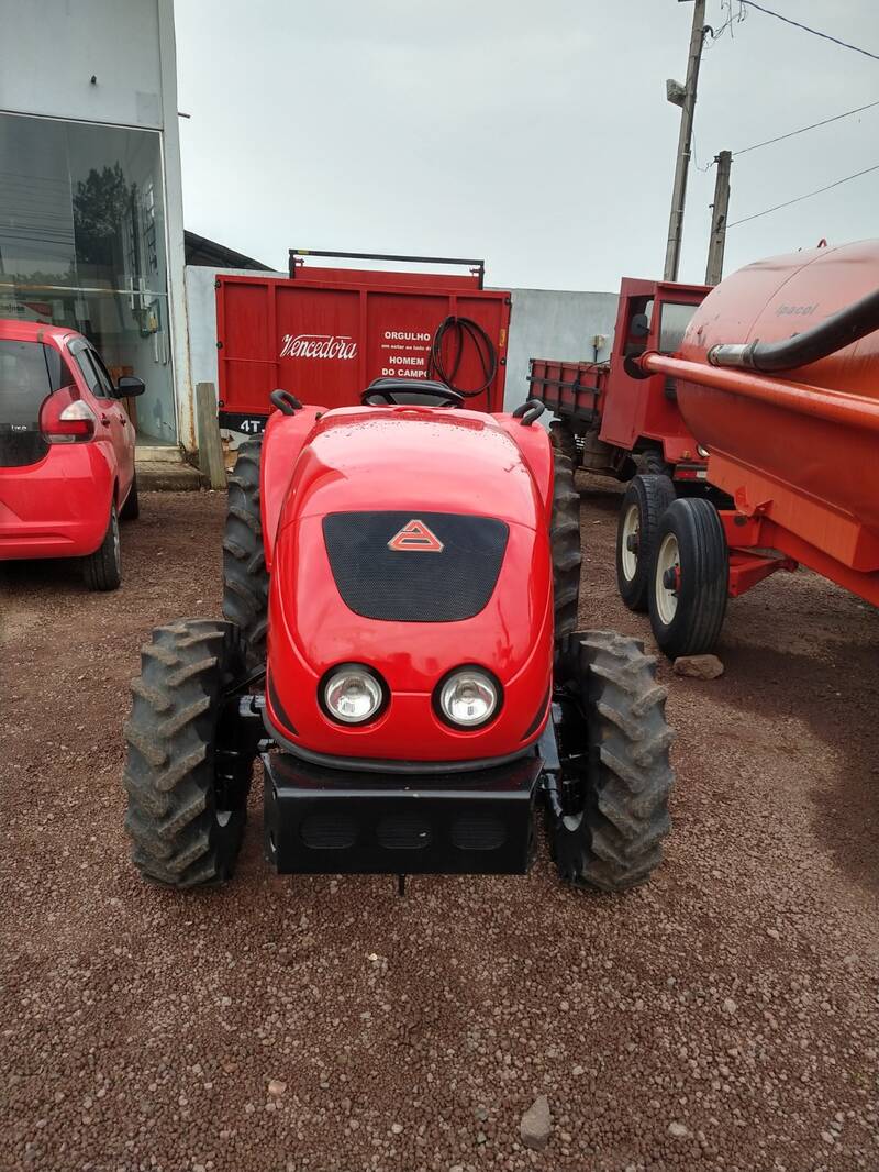 TRATOR AGRALE 4230 - ANO 2008 - DIE 2206 - VENDIDO