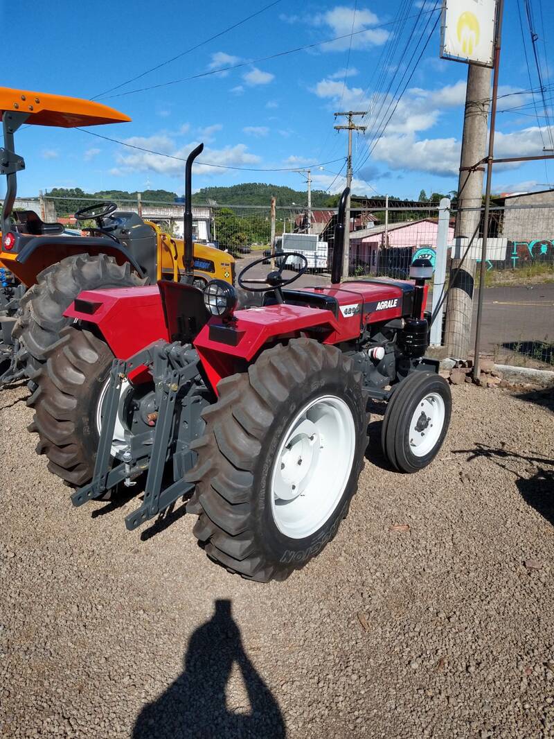 TRATOR AGRALE 4200 (DIE-2119)  - VENDIDO