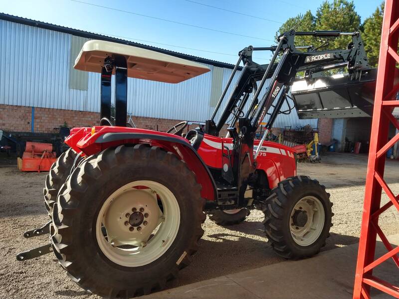 TRATOR MASSEY FERGUSON 4275 - DIE 2143 - ANO 2010 - 4X4 -VENDIDO