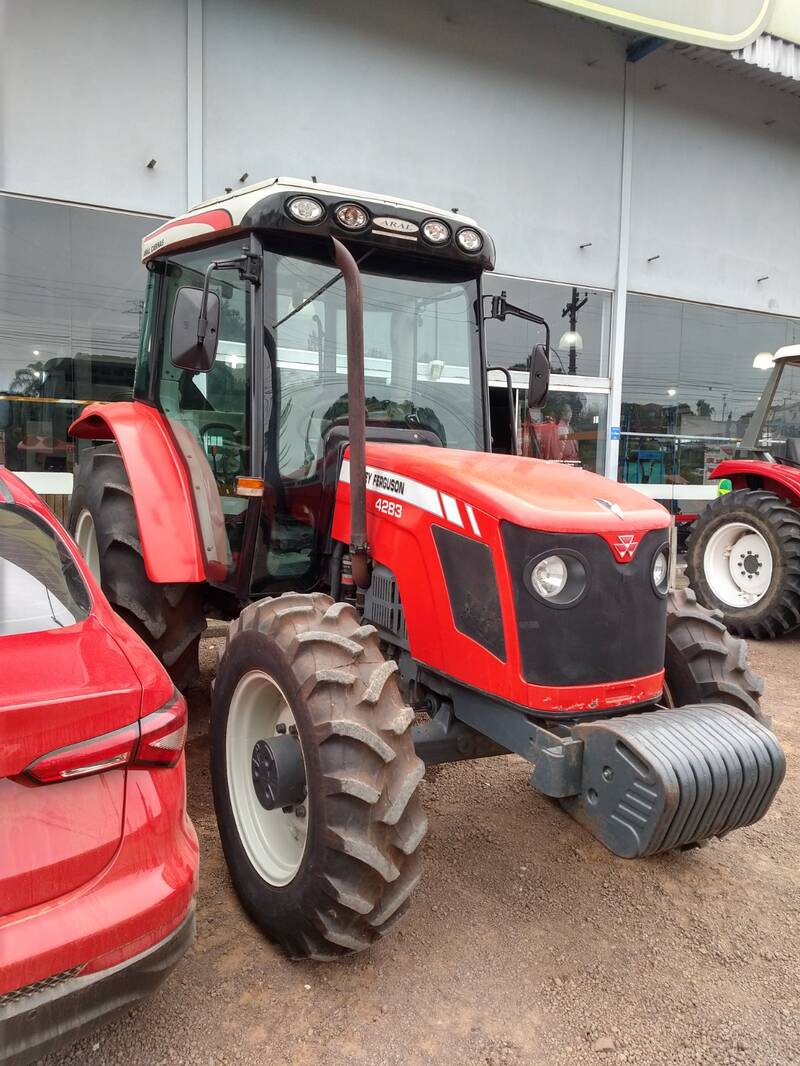 TRATOR MASSEY FERGUSON 4275 - ANO 2010- 4X4 - VENDIDO