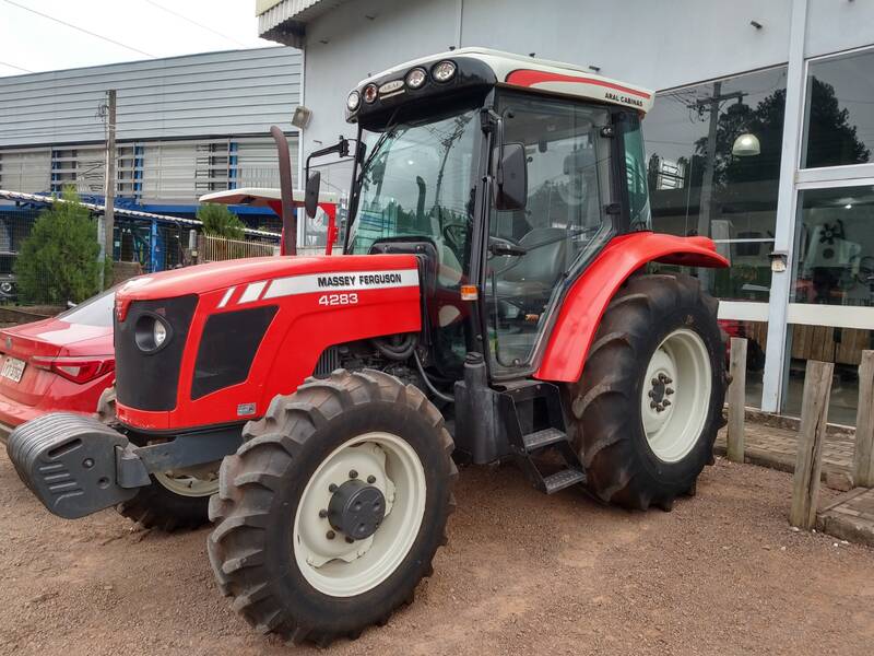 TRATOR MASSEY FERGUSON 4275 - ANO 2010- 4X4 - VENDIDO