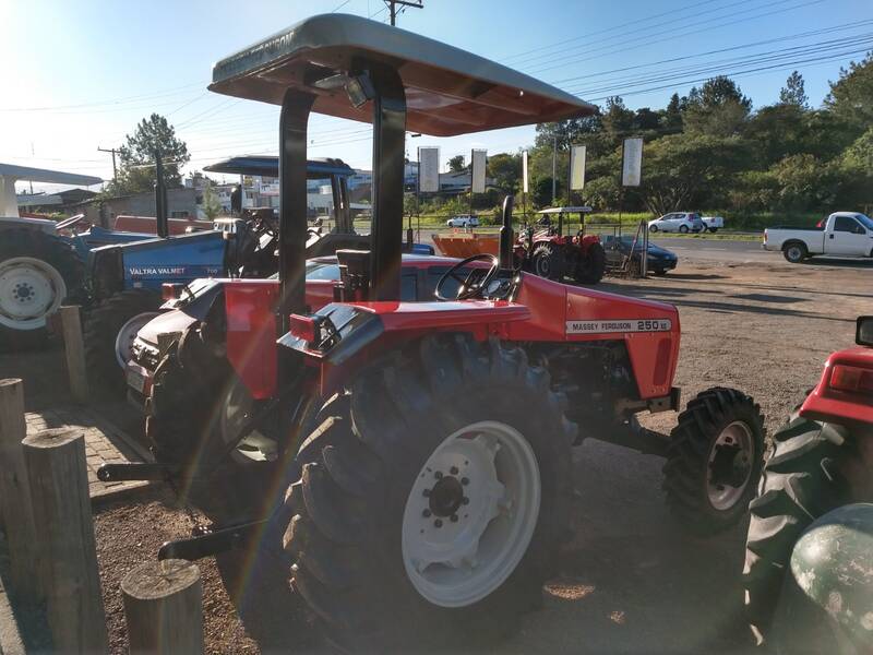 TRATOR MASSEY FERGUSON 250XE - ANO 2007- 4X4-VENDIDO 