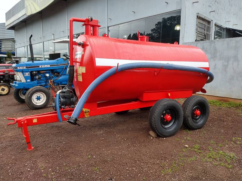 DISTRIBUIDOR ESTERCO LIQUIDO TANDEM 6000LT  - IPACOL (DIE-2294) - VENDIDO