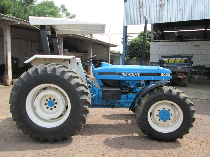 TRATOR NEW HOLLAND 5030, 4X4, ANO 1996, COMANDO HIDRÁULICO, REVISADO, 03 MESES DE GARANTIA, "VENDIDO" 