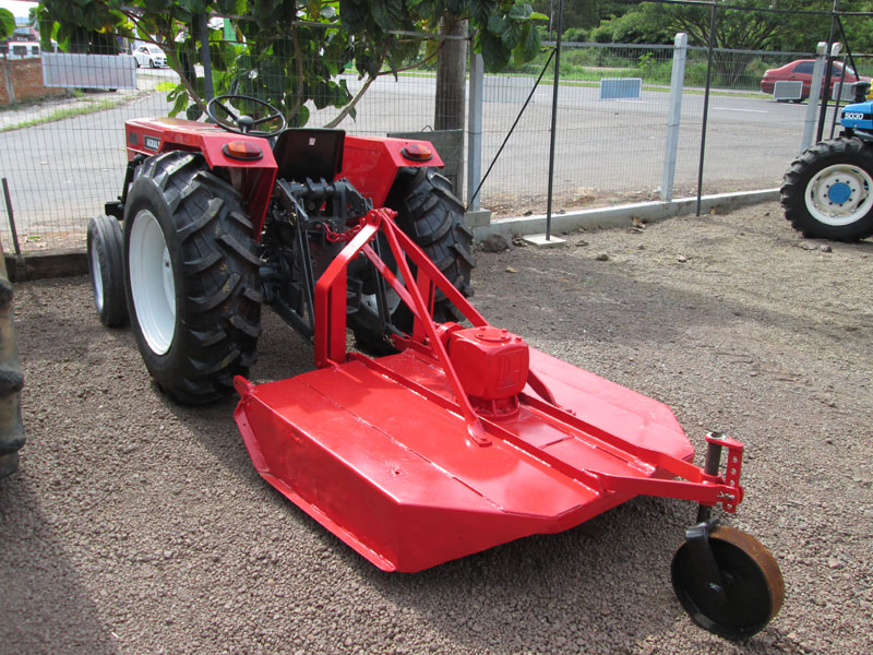 TRATOR AGRALE 4200 - ANO 1989 - COM ROÇADEIRA - "VENDIDO"